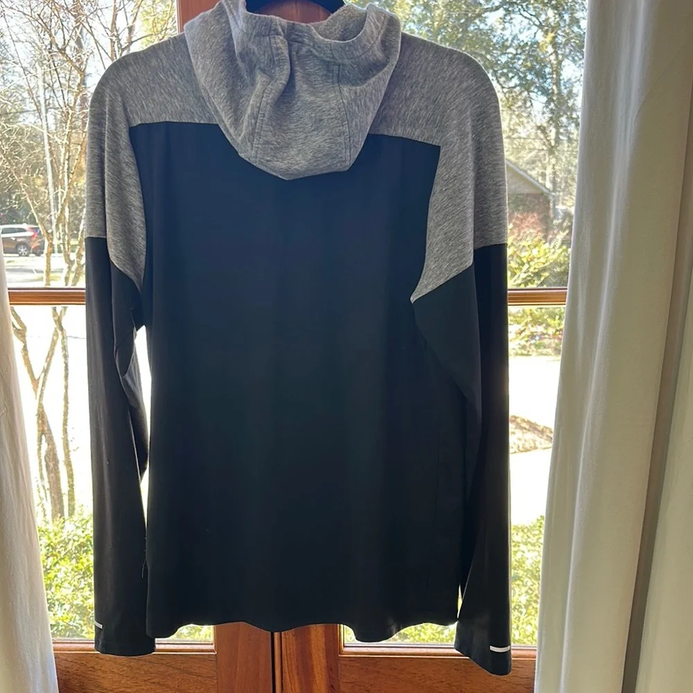 Nike Gray and Black Hoodie - Picture 3 of 3